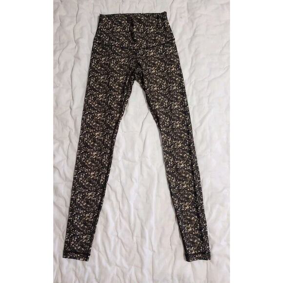 Lululemon Shine Tight Sequin Print Size 6 Stretch Skinny Roll Down Tights Clean - Picture 2 of 9